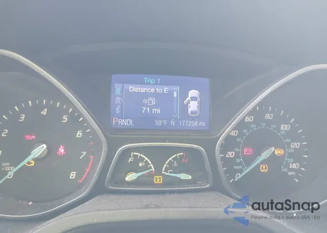 2013 Ford Focus Se z USA, uszkodzony, nr VIN 1FADP3F2XDL113844